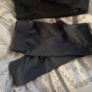 3 pairs of fleece lined leggings